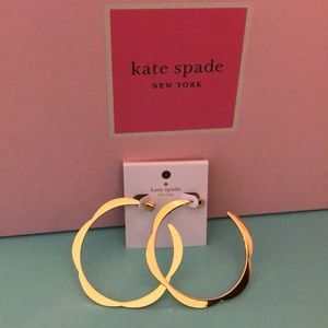 Kate Spade Large Gold Scalloped Earrings NWT